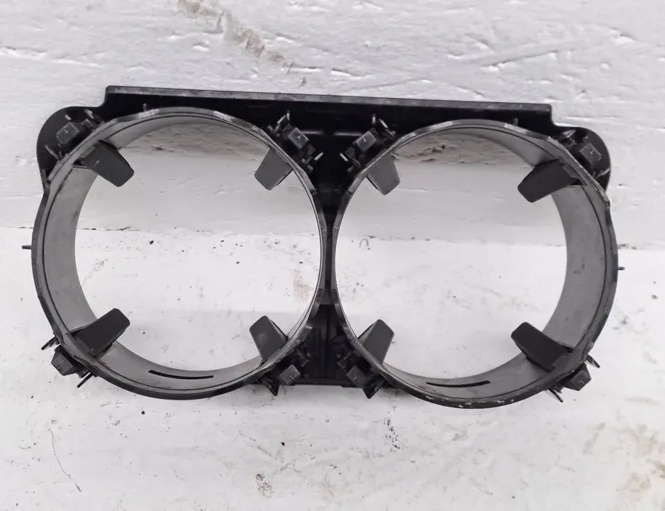 MERCEDES-BENZ C-Class W205/S205/C205 (2014-2023) Подстаканник A2056800691 33509861