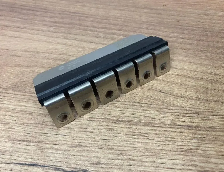 SKODA Karoq 1 generation (2017-2024) Fuse box 5Q0937629C 33509910