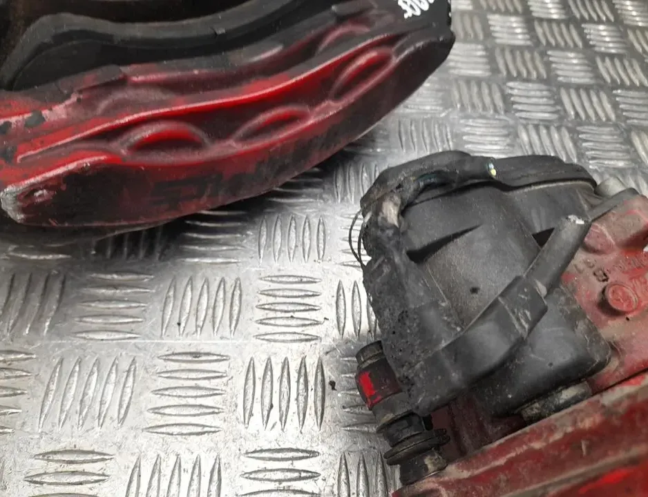 MERCEDES-BENZ S-Class W222/C217/A217 (2013-2020) Супорт тормозов передний правый 22236,32351090C,22298,22297 33519098