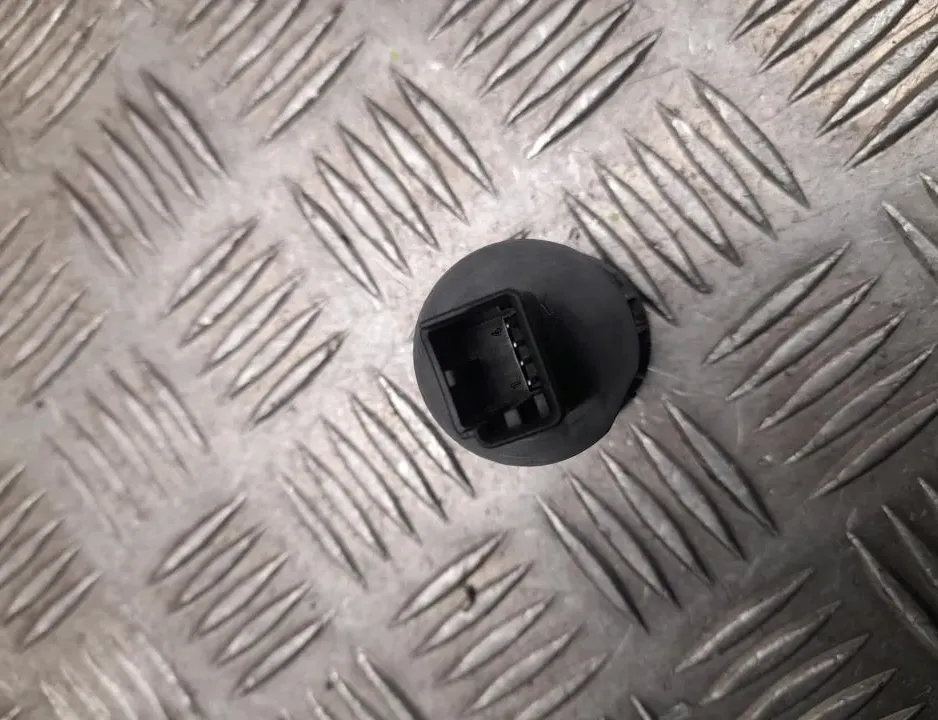 IVECO Daily 6 generation (2014-2019) USB/AUX Control Unit 5802012268 33549846