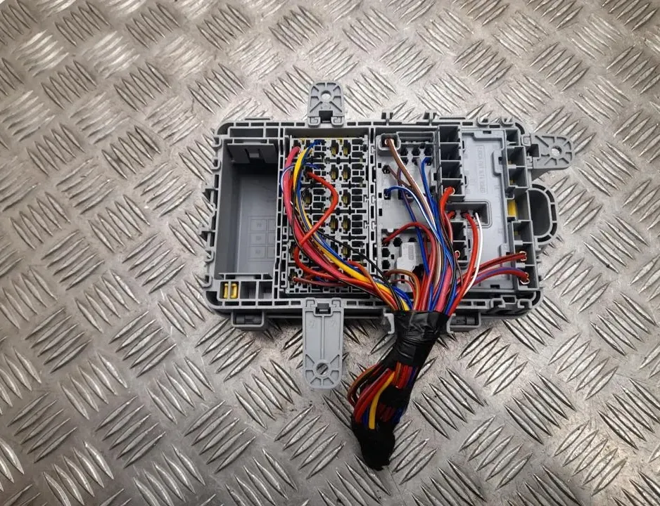 ALFA ROMEO Giulia 2 generation (2015-2024) Fuse box 5057336805,005057336805 33564895