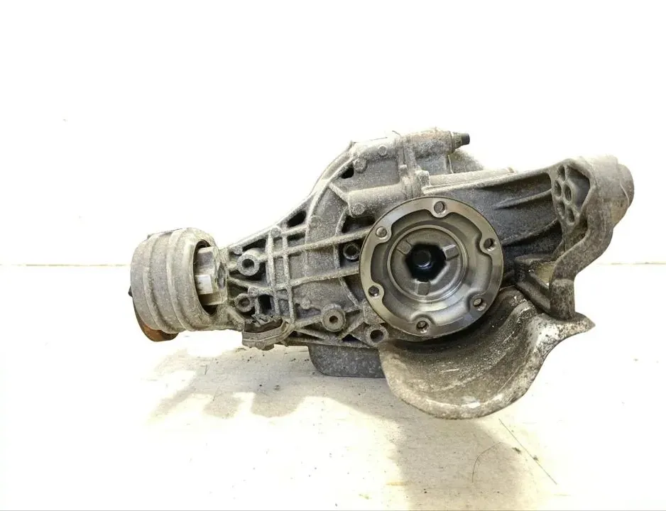 BENTLEY Bentayga 1 generation (2015-2024) Aizmugurējais reduktors 0DG500043 33593125