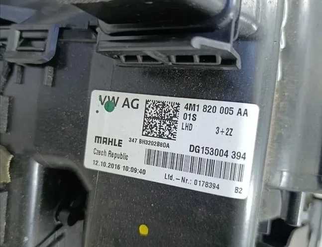 BENTLEY Bentayga 1 generation (2015-2024) Dashboard Air Vents 4M1820005AA,CZ997005,4M1820021 33629357