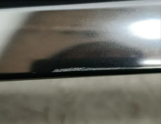 ROLLS-ROYCE Ghost 1 generation (2009-2014) Priekšējo kreiso durvju vertikālā apdare 7200319 33718305