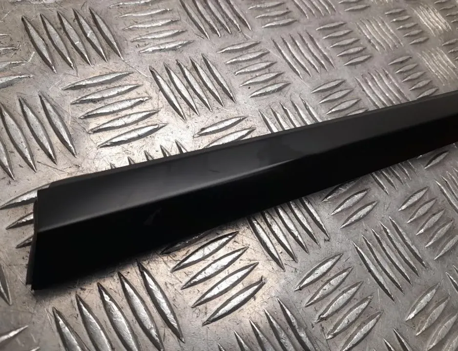 TESLA Model Y 1 generation (2020-2024) Вертикальная отделка передней левой двери 202280399A,202616400A 33794780