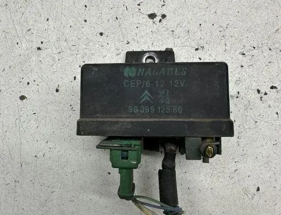 CITROËN C4 Picasso 2 generation (2013-2018) Aizdedzes sveces 9639912580 30593796