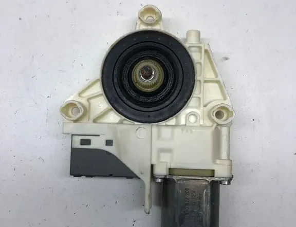 PEUGEOT 307 1 generation (2001-2008) Маторчик стеклоподъемника задней правой двери 999065103 33824934