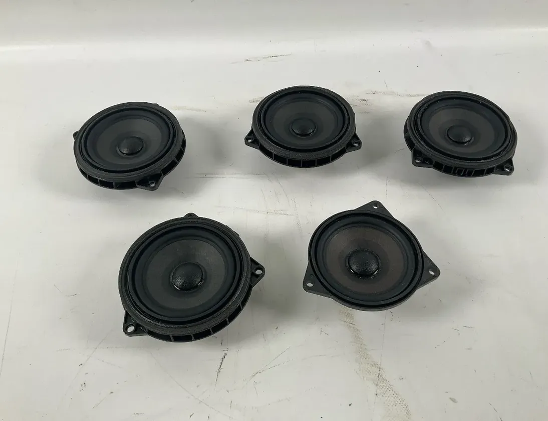 BMW 1 Series F40 (2019-2024) Аудио система 2622468,2622469,2622778,6830433,7948012102,9226358,9362561,5A5CA89 24259958