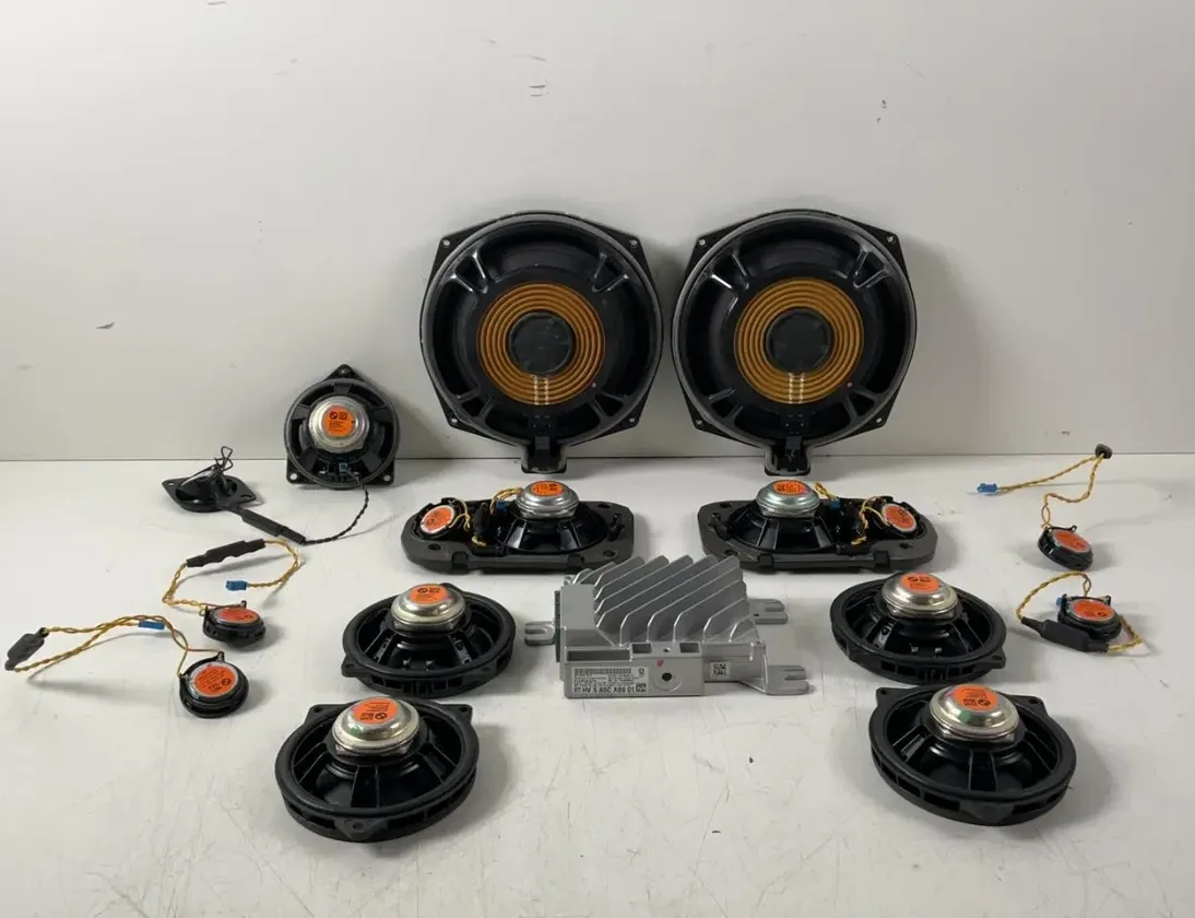 BMW 1 Series F40 (2019-2024) Аудио система 2622468,2622469,2622778,6830433,7948012102,9226358,9362561,5A5CA89 24259958