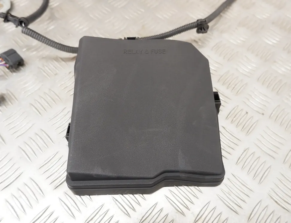 TOYOTA Yaris 4 generation (2020-2023) Блок предохранителей 82644-K0050,82662-0D760,82111-K0090,89173-0D160 33513071