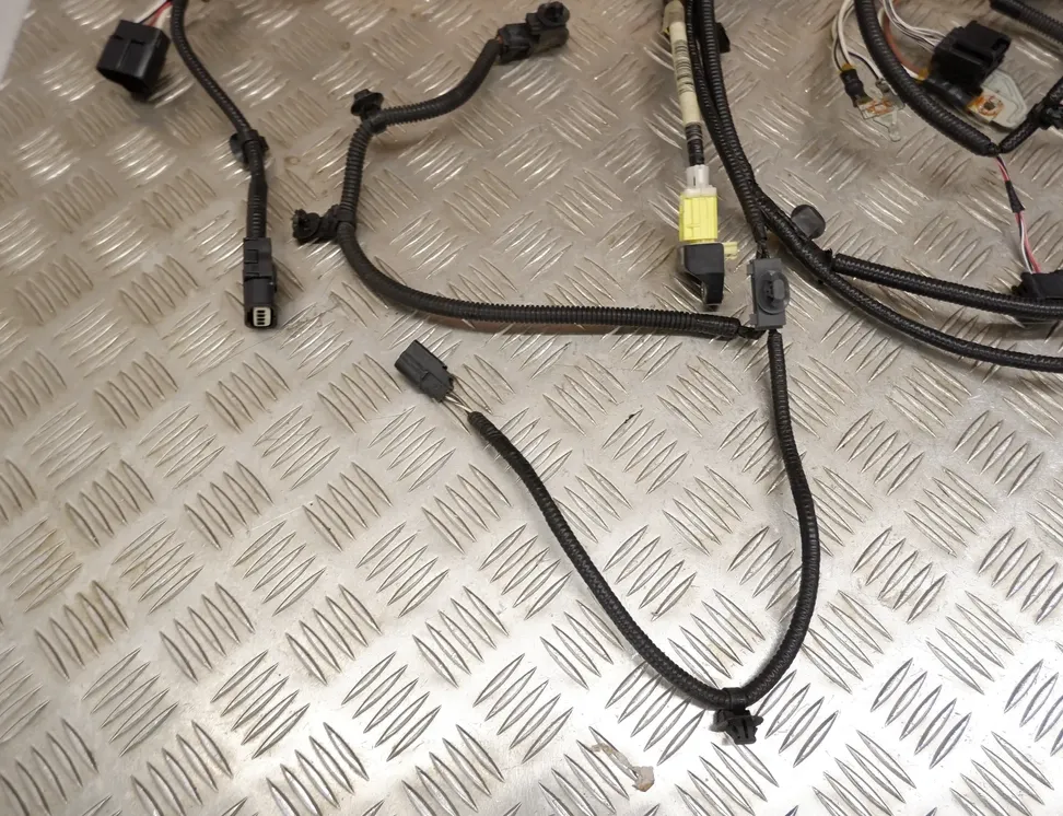 TOYOTA Yaris 4 generation (2020-2023) Блок предохранителей 82644-K0050,82662-0D760,82111-K0090,89173-0D160 33513071