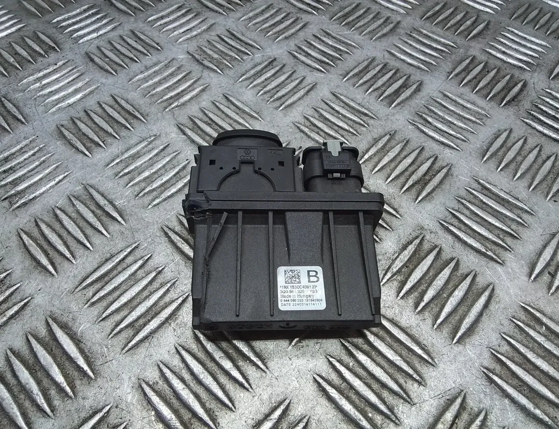 SKODA Octavia 4 generation (A8) (2019-2023) AdBlue vadības bloks 3q0941329yb3,3q0941329 31719556