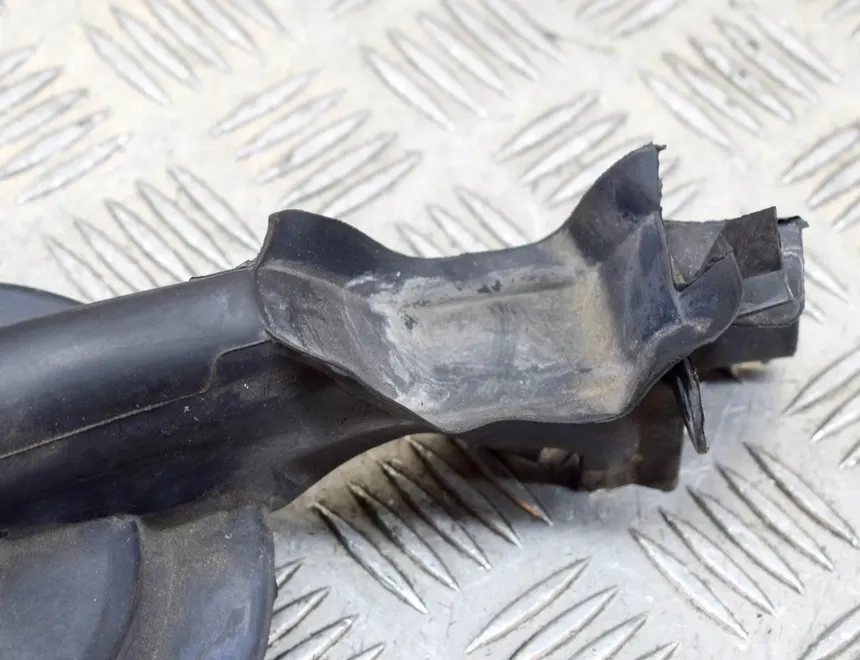 BMW 2 Series F22/F23 (2013-2020) Engine Cover Rubber 7307864 13859189