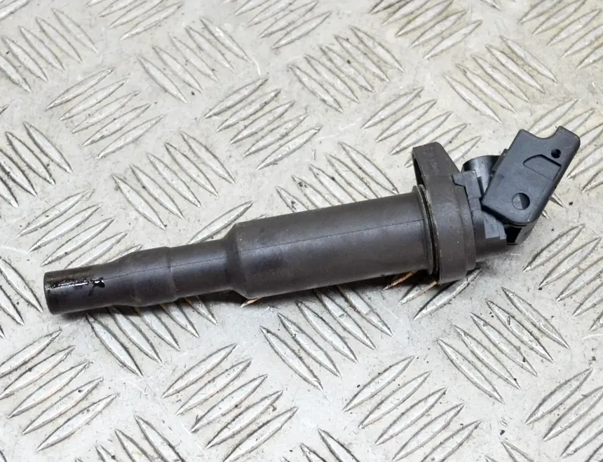 BMW 5 Series F10/F11 (2009-2017) Augstsprieguma aizdedzes spole 0221504470,7594937 14299329