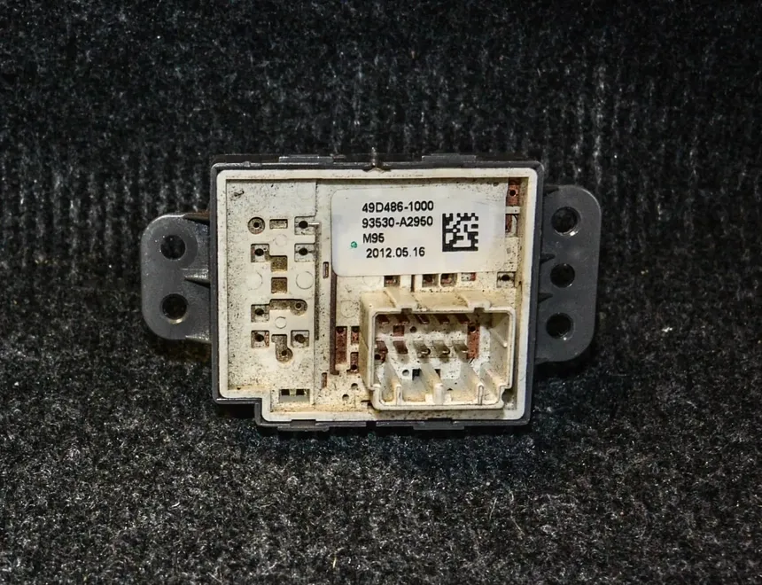 KIA Cee'd 2 generation (2012-2018) Переключатель кнопок 93530-A2950 1713606