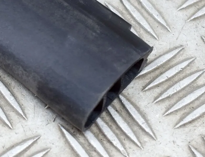 BMW 4 Series G22, G23, G26 (2020-2023) Резиновая крышка двигателя 7419380 20404885