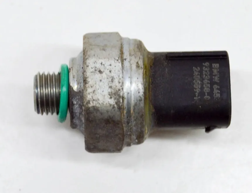BMW 3 Series F30/F31 (2011-2020) Conditioner Pressure Sensor 9323658 20688240