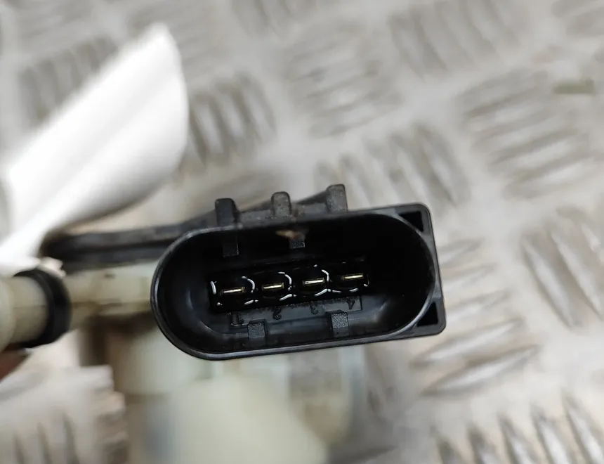 SEAT Tarraco 1 generation (2018-2023) AdBlue Pump F01C070012,F01C070012-00,911671B,F01C070013,F01C250148 23097563