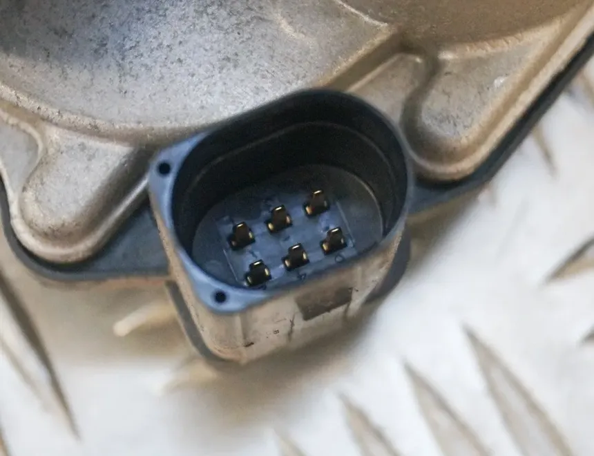 VOLKSWAGEN Tiguan 1 generation (2007-2017) Droseļvārsts 03C133062S 2315453