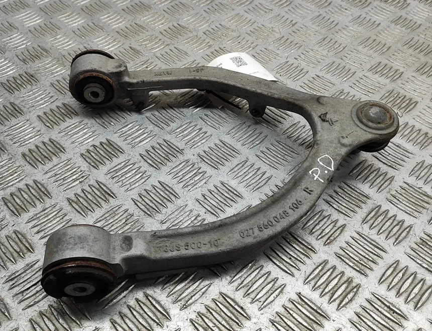 TESLA Model Y 1 generation (2020-2024) Верхний рычаг передний правый 1044326-00-J 23668195