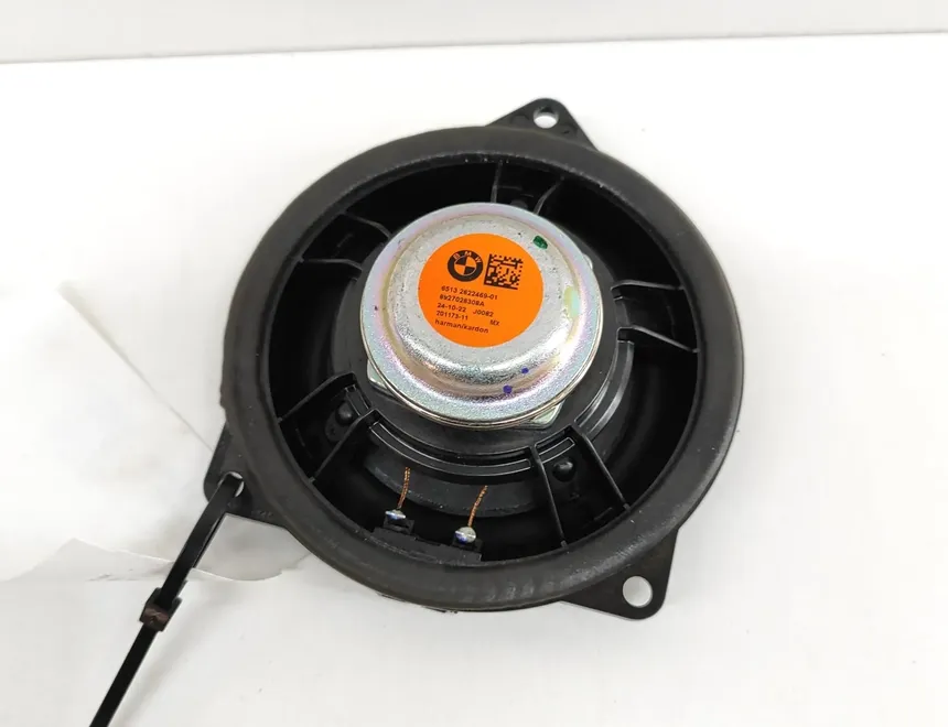 BMW i4 1 generation (2021-2024) Aizmugurējo kreiso durvju skaļrunis 2622469 23676812