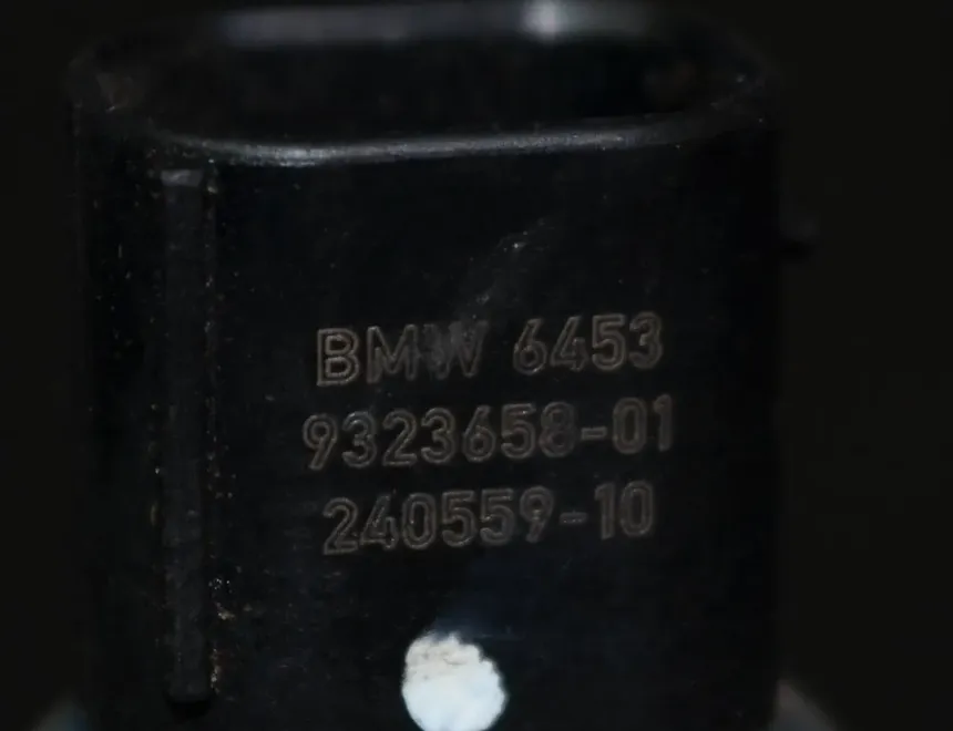 BMW 3 Series E46 (1997-2006) Conditioner Pressure Sensor 9323658 2477595