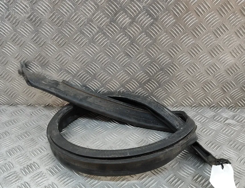 MERCEDES-BENZ Vito W447 (2014-2023) Engine Cover Rubber A4471758309 27503582