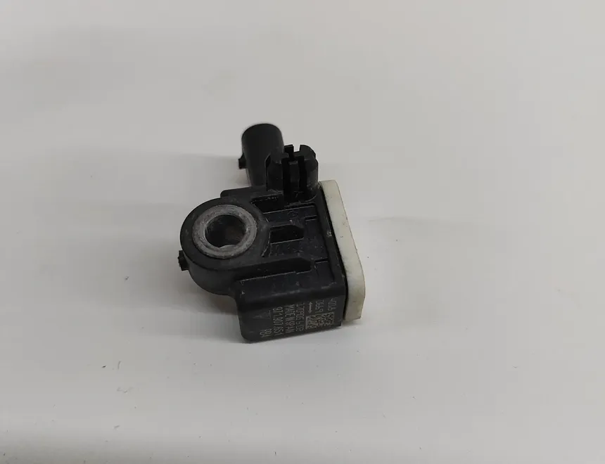 PORSCHE Panamera 971 (2016-2020) Датчик удара передний правый 971.907.651,971907651 28454325