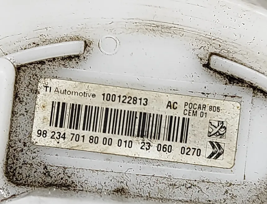 OPEL Corsa F (2019-2023) Топливный насос 100122813,9823470180 30204073