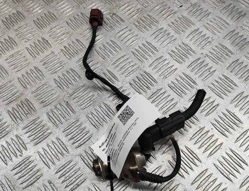 SKODA Superb 3 generation (2015-2023) AdBlue inžektori 0444025042,04L131113P 30371865