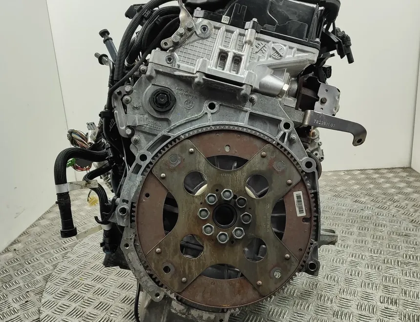 BMW 3 Series F30/F31 (2011-2020) Двигатель n47d20c,N47D20C 33051280