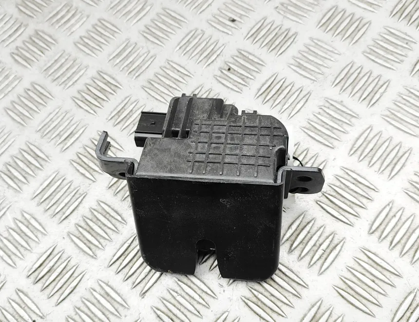 KIA Optima 4 generation (2015-2020) Aizmugurējā bagāžnieka slēdzene 81230-D4300 33070481