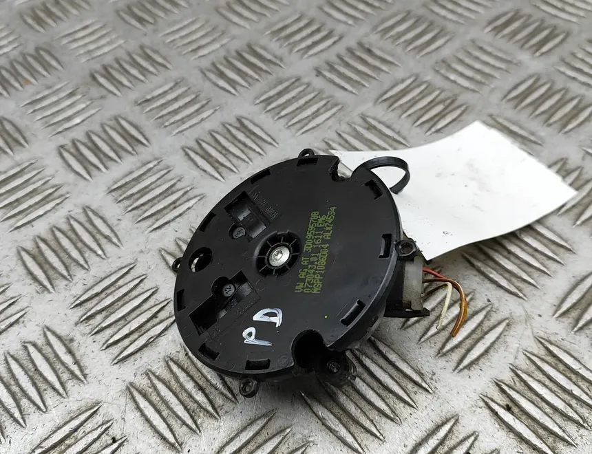 VOLKSWAGEN Jetta 6 generation (2010-2018) Labā sānu spoguļa vadības bloks 3D0959578B 33079102