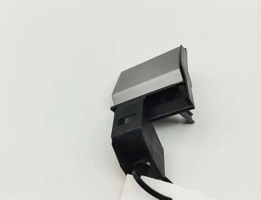 LAND ROVER Discovery 5 generation (2016-2024) Panel trim shield HY32-045C34-J 33083935