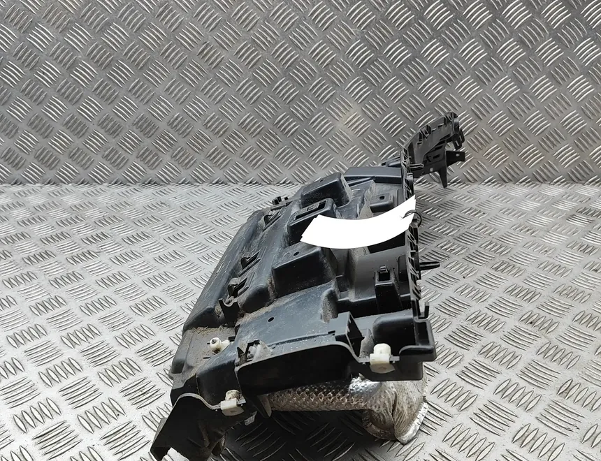 LAND ROVER Discovery 5 generation (2016-2024) Держатель заднего бампера правый MY42-17A881-A 33084317