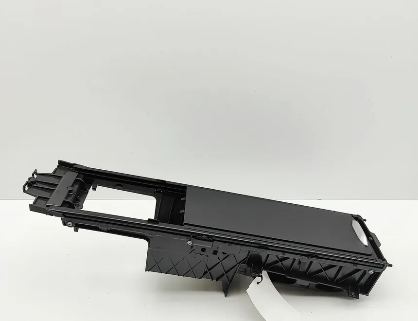 LAND ROVER Discovery 5 generation (2016-2024) Glāžu turētājs MY42-048196-A,MY42-048196-B,MY42-048196-AB 33084321