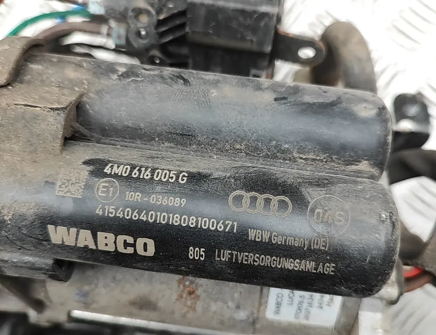 AUDI Q7 4M (2015-2024) Suspension Compressor 4M0616005G,443020300,26071634 33092243