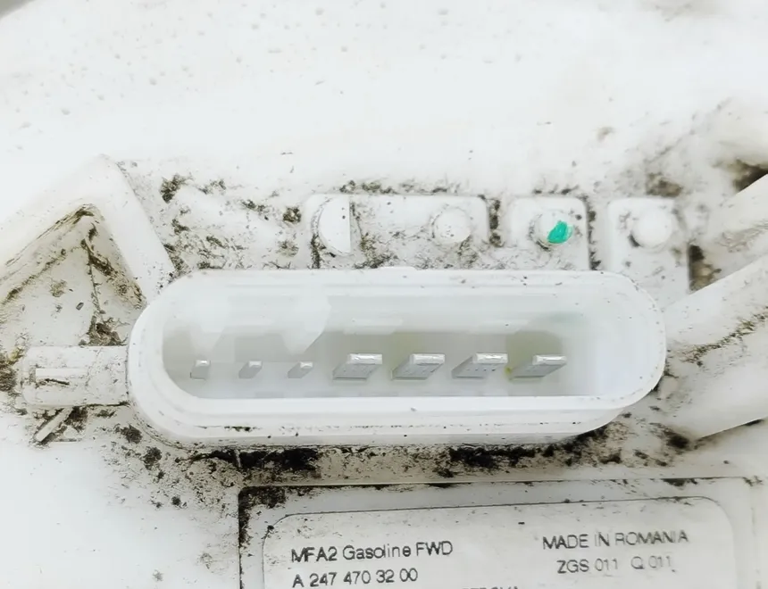 MERCEDES-BENZ GLA-Class H247 (2019-2024) In Tank Fuel Pump A2474703200 33352667