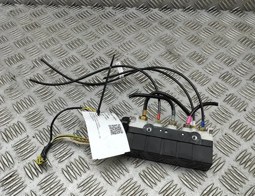 JAGUAR XJ 3 generation (X350) (2003-2009) Блок управления подвеской воздуха 2W93-3B486-AA 33354685