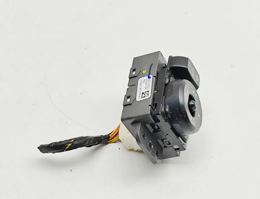 KIA Cee'd 2 generation (2012-2018) Mirror adjustment switch 93530-A2950 33373951