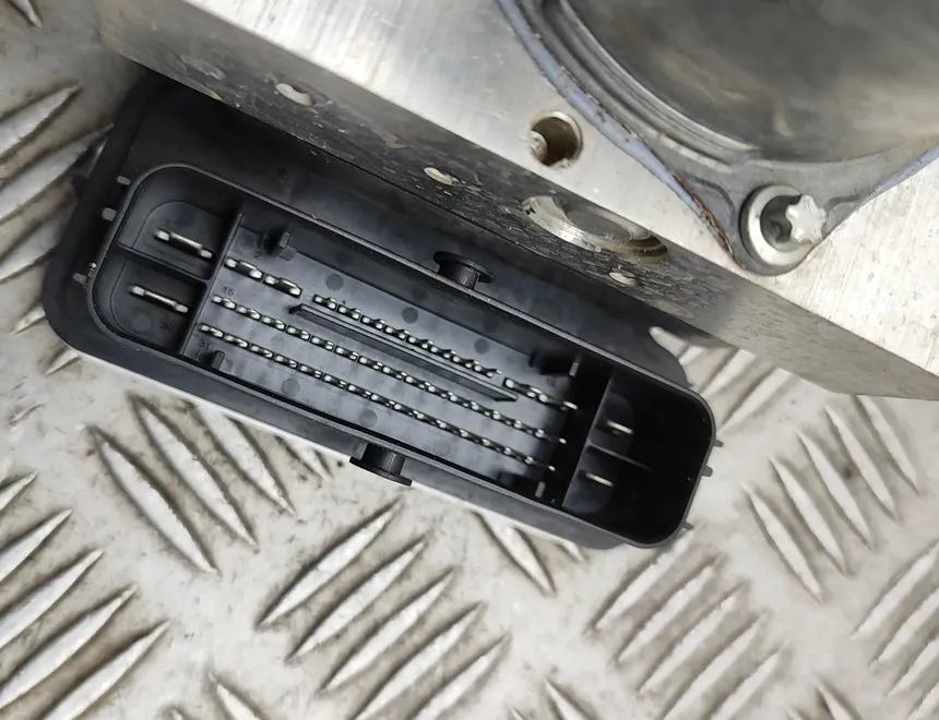 TOYOTA Yaris Cross 1 generation (2020-2023) ABS Pump 44540-0DA00 33433159