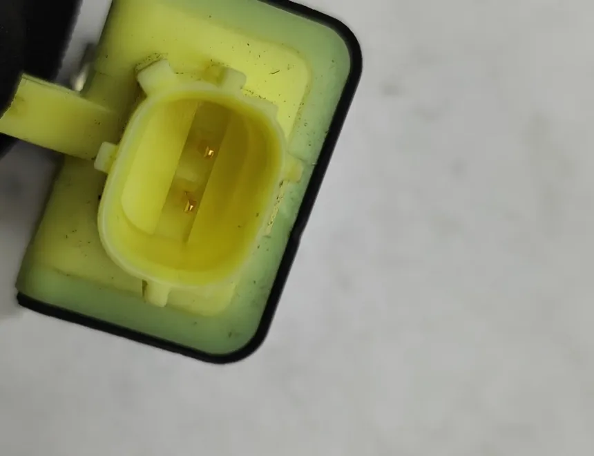 TOYOTA Yaris Cross 1 generation (2020-2023) Датчик удара передний правый 89173-0D160 33435089