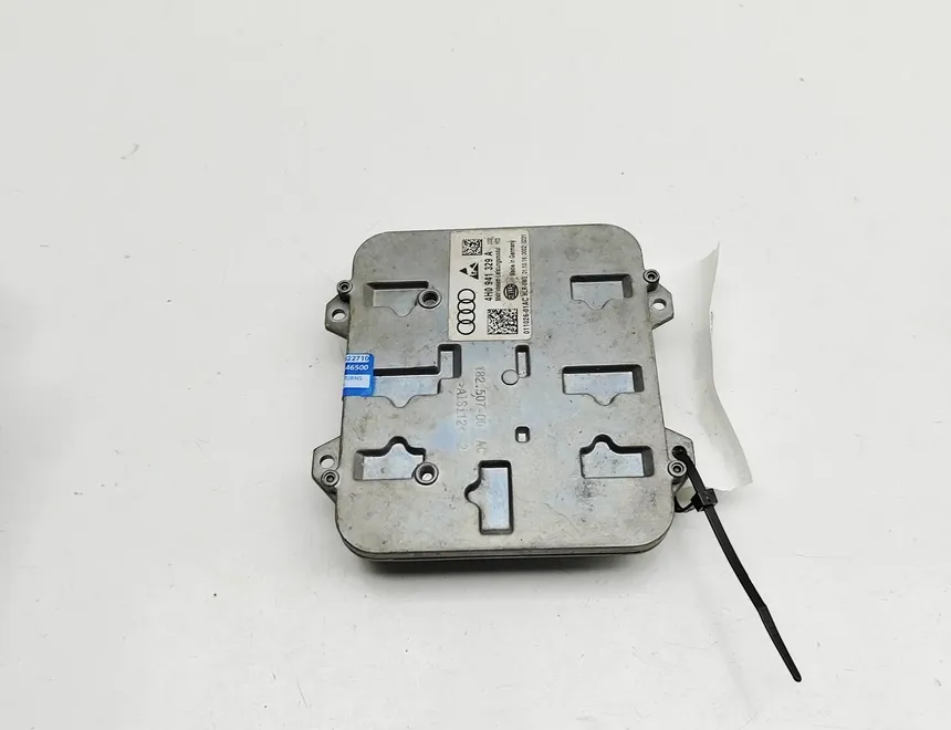 AUDI A8 D4/4H (2010-2018) Блок управления светодиодами 4H0941329A 33476430