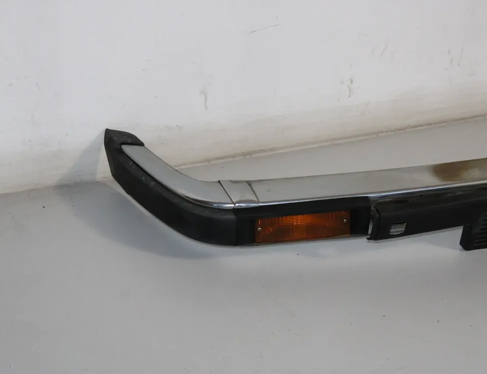 BMW 3 Series E30 (1982-1994) Бампер передний 33548933