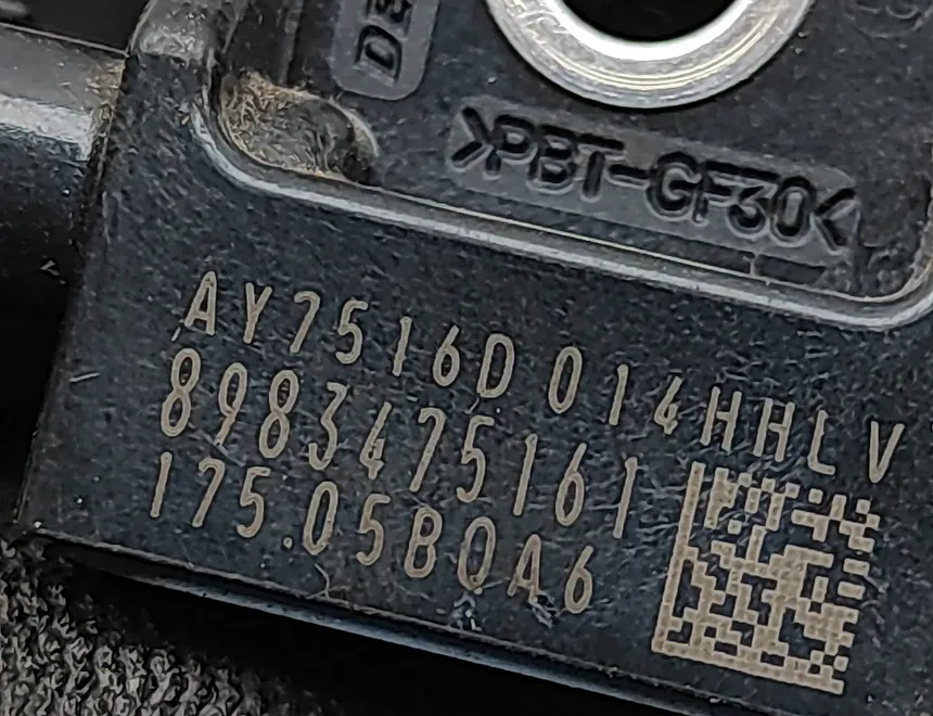 ISUZU D-Max 2 generation (2016-2024) Датчик удара передний правый 8983475161 33562433