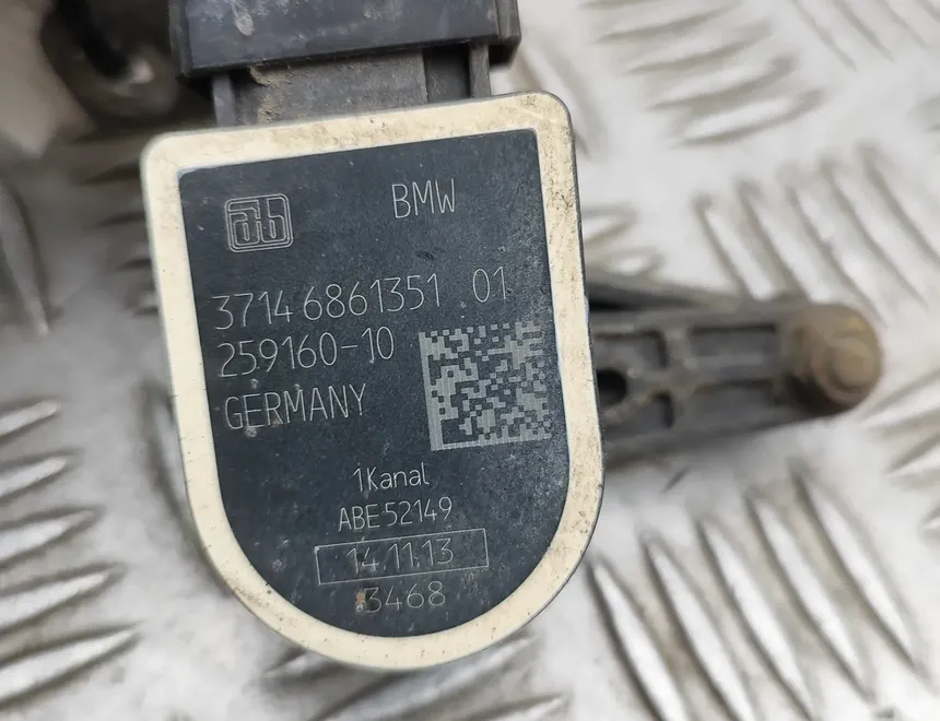 BMW 6 Series F06/F12/F13 (2010-2018) Датчик уровня высоты задний левый 6861351 33586423