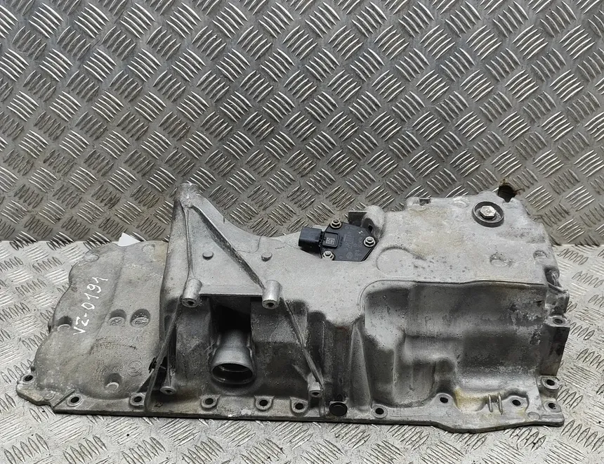 BMW 7 Series G11/G12 (2015-2023) Dzinēja karteris 8588635,8638755,14341610 33594274