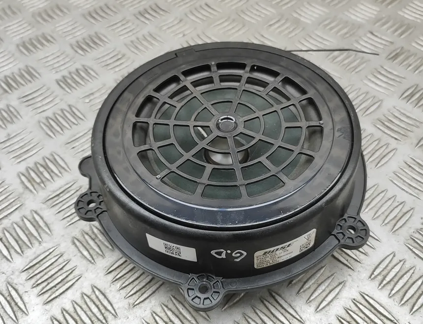 PORSCHE Taycan 1 generation (2019-2023) Задняя правая колонка в двери 971035453D 33596442