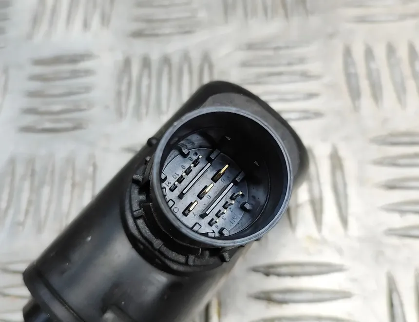 BMW 3 Series G20/G21/G28 (2018-2024) Другие части внутренние двигателя 8652738 33725310