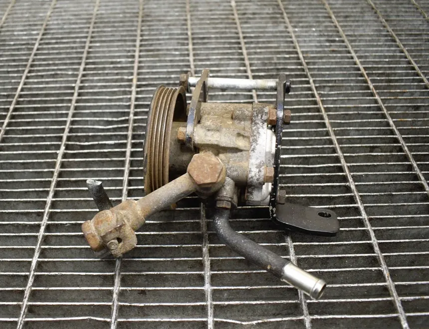 NISSAN NP300 1 generation (2008-2015) Stūres pastiprinātāja sūknis 3X01A84213362 30737103